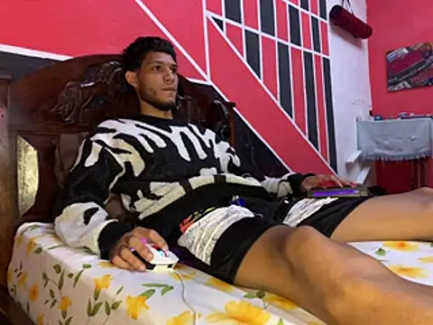 tanned boy online show from June 2026 09:51:01 AM