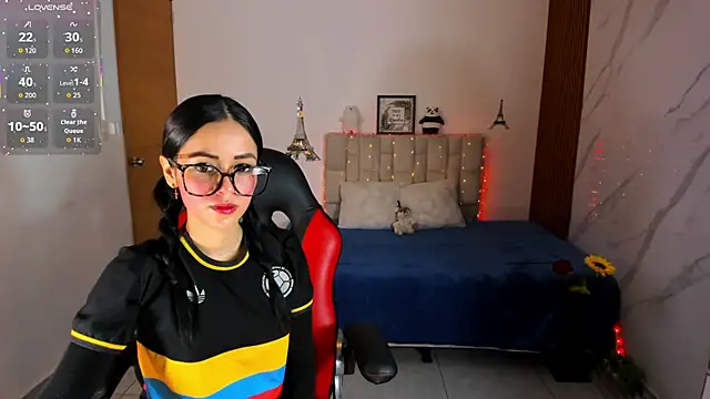 HannaSexyy online show from July 2026 11:12:02 PM