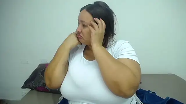 CrushOnMe  online show from October 2025 12:39:02 PM