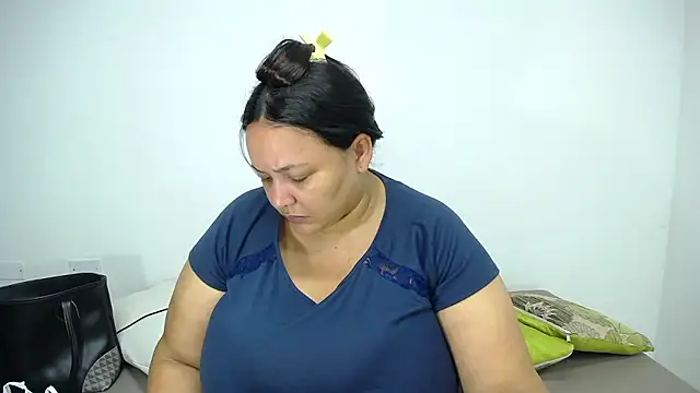 CrushOnMe  online show from January 2026 12:31:02 PM