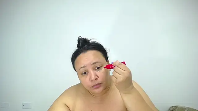 CrushOnMe  online show from April 2026 01:10:02 AM