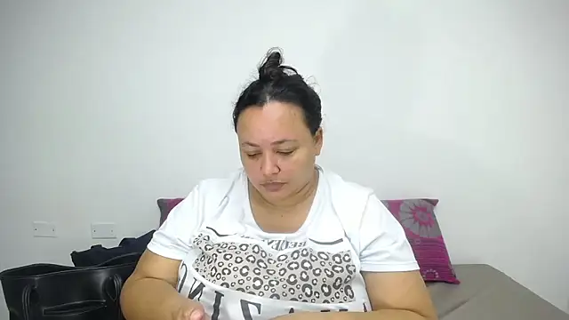 CrushOnMe  online show from March 2026 12:42:01 PM