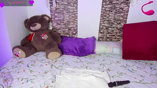 linda montoya online show from January 2026 12:03:02 AM