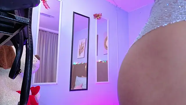 sarah cruzz  online show from January 2026 01:31:02 AM