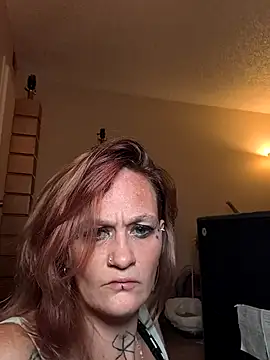 renegade vyxxen online show from December 2025 09:37:02 PM