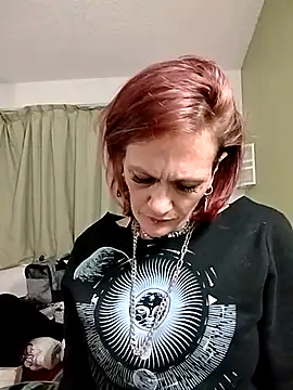 Snapshot of renegade_vyxxen chatting on March 2025 05:00:02 AM renegade vyxxen online show from March 2025 05:00:02 AM