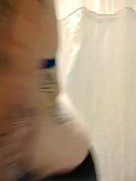 Snapshot of renegade_vyxxen chatting on March 2025 10:13:02 AM renegade vyxxen online show from March 2025 10:13:02 AM