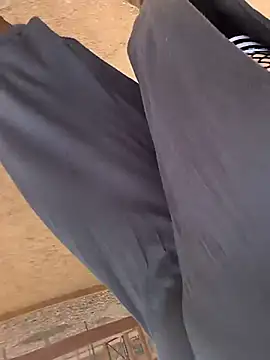 renegade vyxxen online show from April 2026 11:19:03 PM