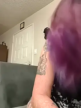 renegade vyxxen online show from February 2026 10:12:01 AM