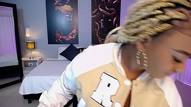 JasmineCampbell  online show from February 2026 01:52:02 PM