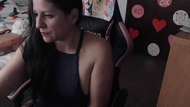 LucifernandaSw online show from February 2026 04:28:02 PM