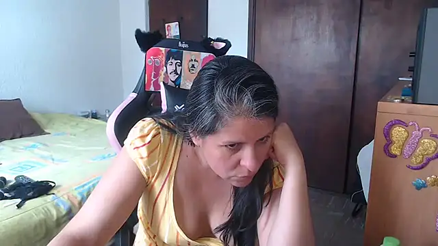 LucifernandaSw online show from May 2026 02:36:01 PM