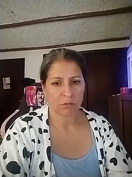 LucifernandaSw online show from April 2026 09:43:01 PM