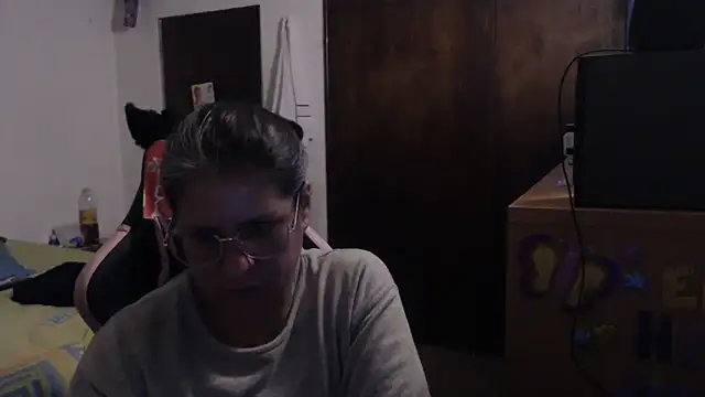 LucifernandaSw online show from June 2026 01:17:02 AM