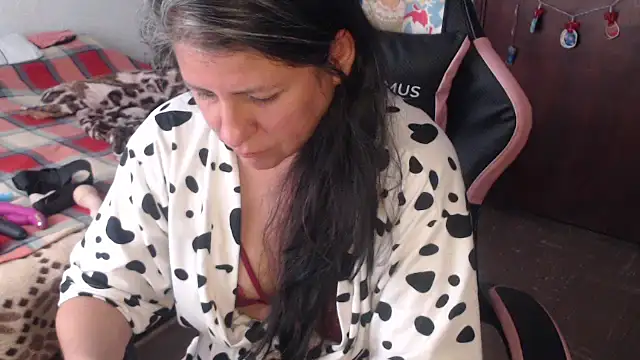 LucifernandaSw online show from April 2026 01:46:01 PM