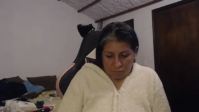 LucifernandaSw online show from May 2026 08:53:01 AM