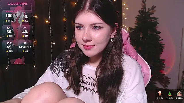 Snapshot of CutieTori chatting on December 2024 12:34:02 PM CutieTori online show from December 2024 12:34:02 PM