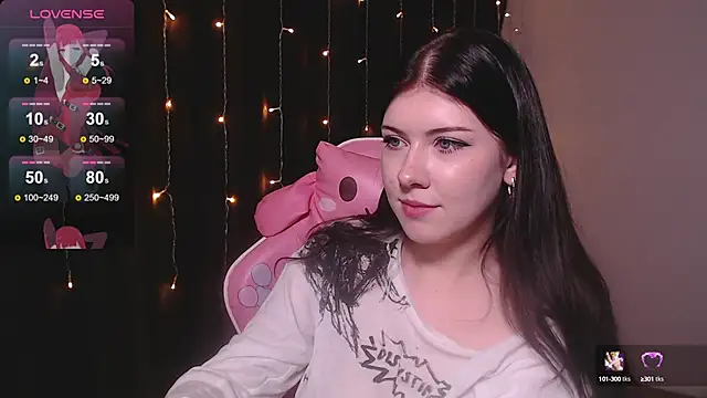 Snapshot of CutieTori chatting on February 2025 01:05:01 PM CutieTori online show from February 2025 01:05:01 PM