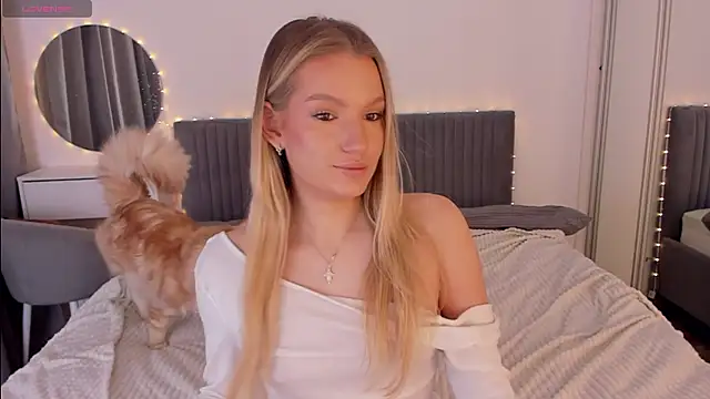 CassieRayss online show from January 2026 06:42:02 AM