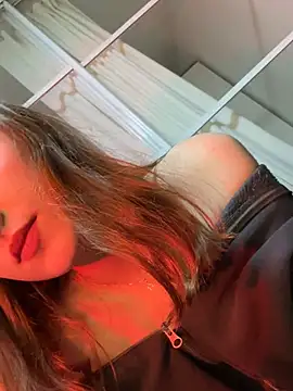 hotAssHell  online show from March 2025 08:42:02 PM