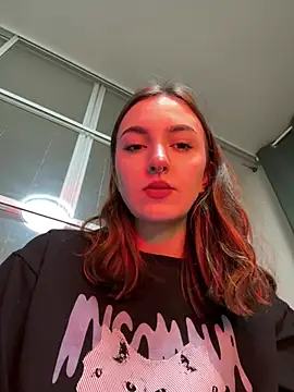 hotAssHell  online show from March 2025 05:41:02 PM