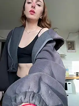 hotAssHell  online show from February 2025 09:03:01 AM