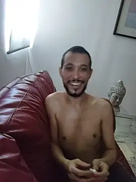 Snapshot of Yeye25199 chatting on October 2025 05:37:02 PM Yeye25199 online show from October 2025 05:37:02 PM