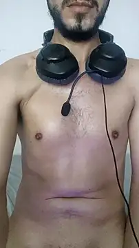 Snapshot of Yeye25199 chatting on November 2025 06:33:02 PM Yeye25199 online show from November 2025 06:33:02 PM