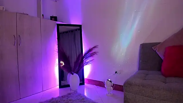 martina duque  online show from February 2025 03:40:01 AM