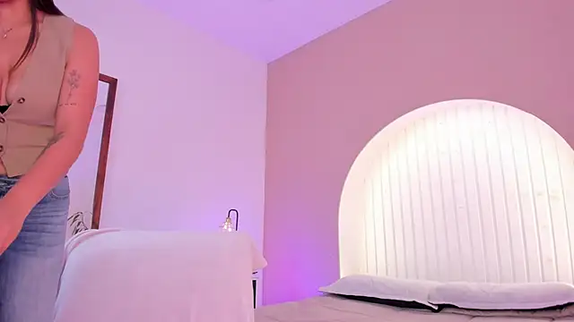 martina duque  online show from March 2026 07:08:01 PM