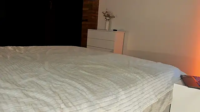 Snapshot of Rachel_Rey chatting on October 2025 06:29:01 PM Rachel Rey online show from October 2025 06:29:01 PM