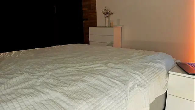 Snapshot of Rachel_Rey chatting on November 2025 06:33:01 PM Rachel Rey online show from November 2025 06:33:01 PM