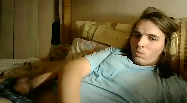 Snapshot of Davideksexy chatting on December 2024 03:42:02 PM Davideksexy online show from December 2024 03:42:02 PM
