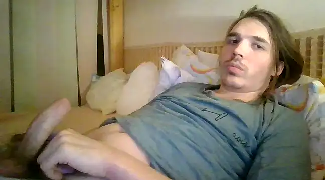 Snapshot of Davideksexy chatting on January 2025 06:37:02 PM Davideksexy online show from January 2025 06:37:02 PM