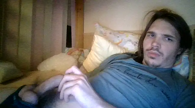 Snapshot of Davideksexy chatting on February 2025 08:14:02 PM Davideksexy online show from February 2025 08:14:02 PM