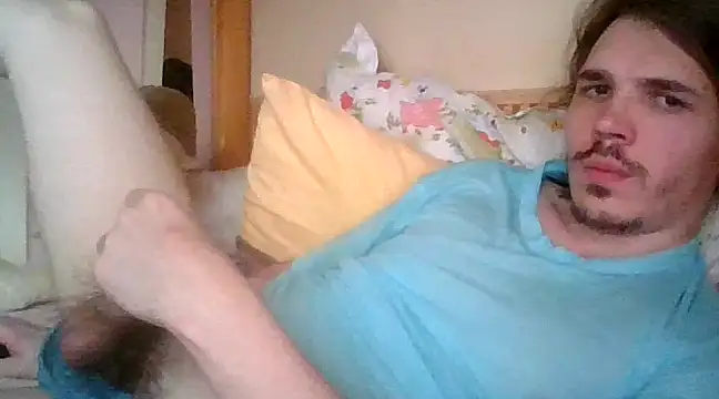 Snapshot of Davideksexy chatting on February 2025 03:42:01 PM Davideksexy online show from February 2025 03:42:01 PM