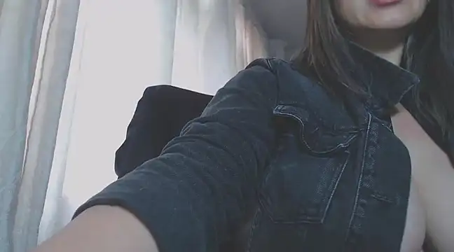 Snapshot of Sattine chatting on December 2024 04:34:01 PM Sattine online show from December 2024 04:34:01 PM