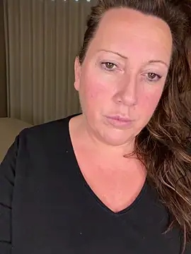 xsexycurvymilf online show from February 2026 03:12:02 PM