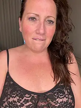 xsexycurvymilf online show from April 2026 02:29:02 PM