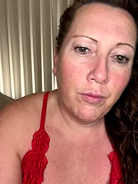 xsexycurvymilf online show from November 2025 03:17:01 PM