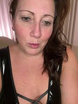 xsexycurvymilf online show from January 2025 07:20:02 PM