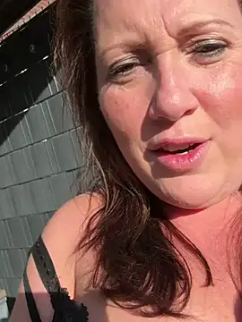 xsexycurvymilf online show from March 2025 03:18:01 PM