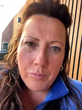 xsexycurvymilf online show from September 2025 11:27:02 AM