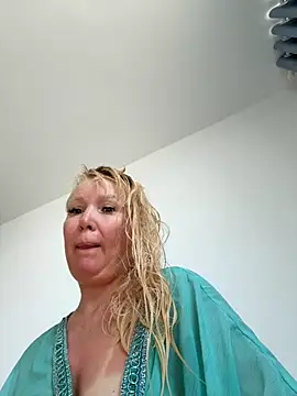 EmmaInLove23 online show from November 2025 02:36:02 AM