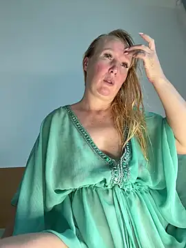 EmmaInLove23 online show from February 2026 02:11:02 AM