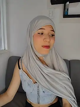 Snapshot of hanaa_18 chatting on June 2026 06:41:01 PM hanaa 18 online show from June 2026 06:41:01 PM