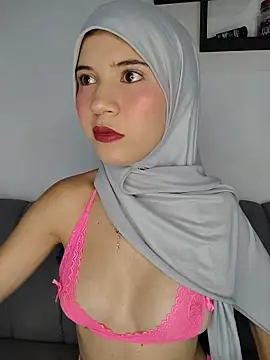 Snapshot of hanaa_18 chatting on July 2026 09:12:01 PM hanaa 18 online show from July 2026 09:12:01 PM