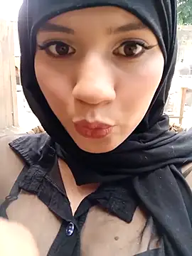 hanaa 18 online show from February 2025 05:11:02 PM