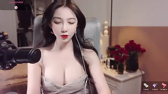Snapshot of vyizh- chatting on January 2025 06:23:02 AM vyizh- online show from January 2025 06:23:02 AM