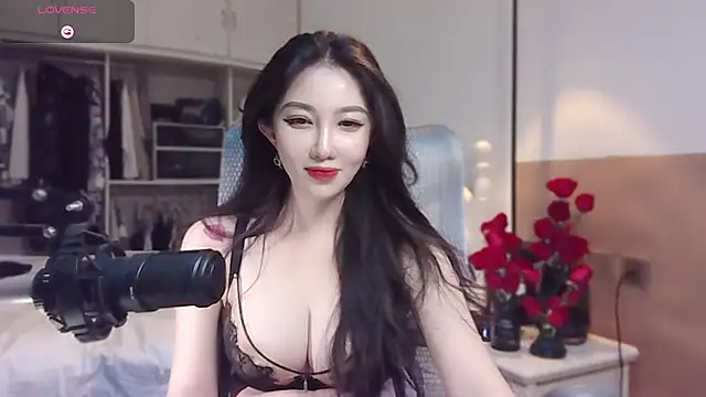 Snapshot of vyizh- chatting on March 2025 05:01:01 PM vyizh- online show from March 2025 05:01:01 PM